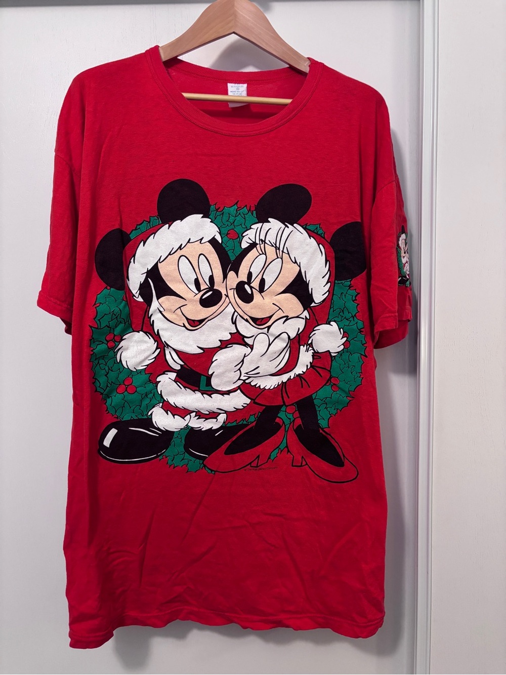 Vintage 90s Disney Mickey Minnie Santa Christmas Wreath Nightshirt One Size Red